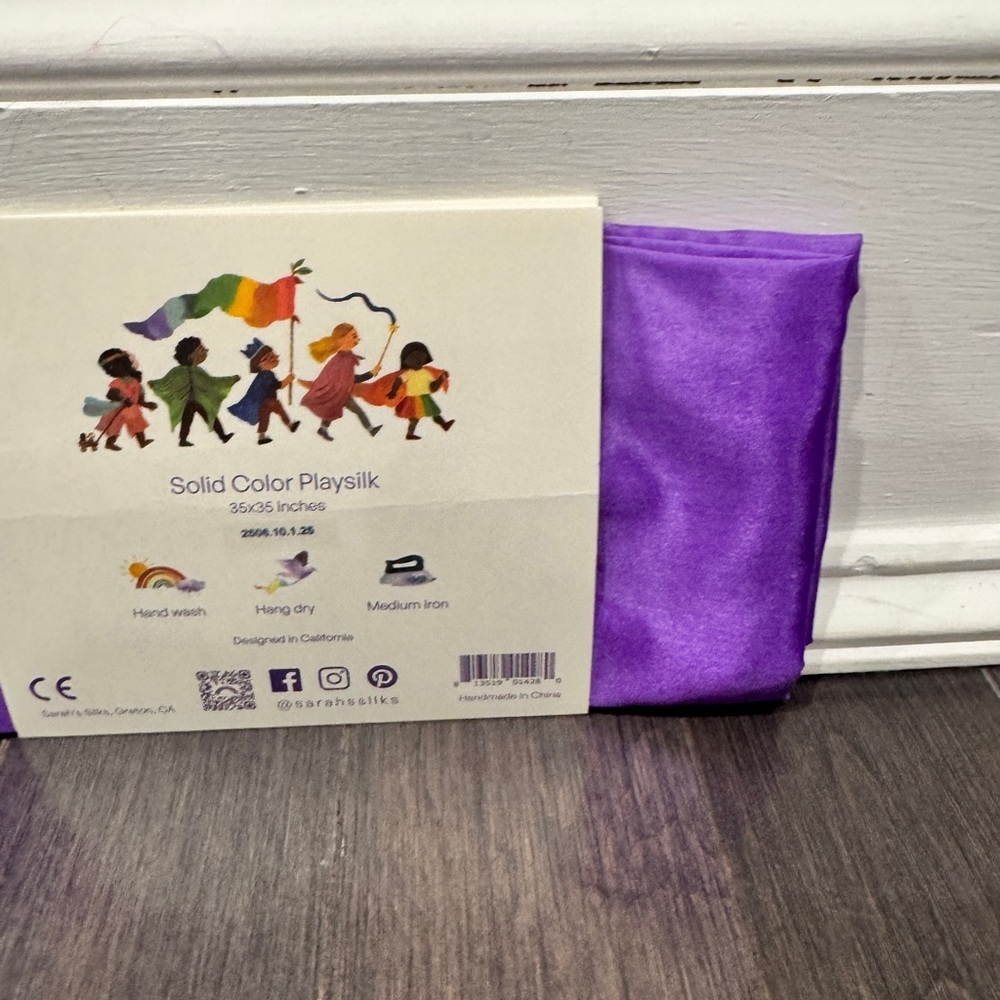 NWT Sarah’s Silks Purple Solid Color Playsilk - Kids Learning Toy Pretend Play - Picture 4 of 5